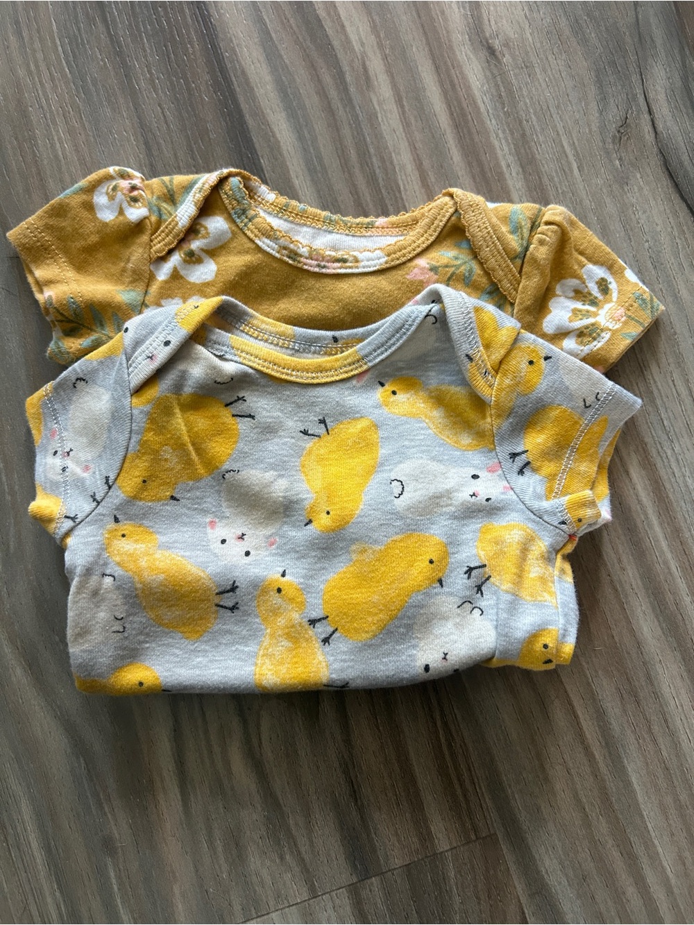 Carter’s Old Navy Baby Girl 0-3M Floral Chick Easter Bodysuit Lot